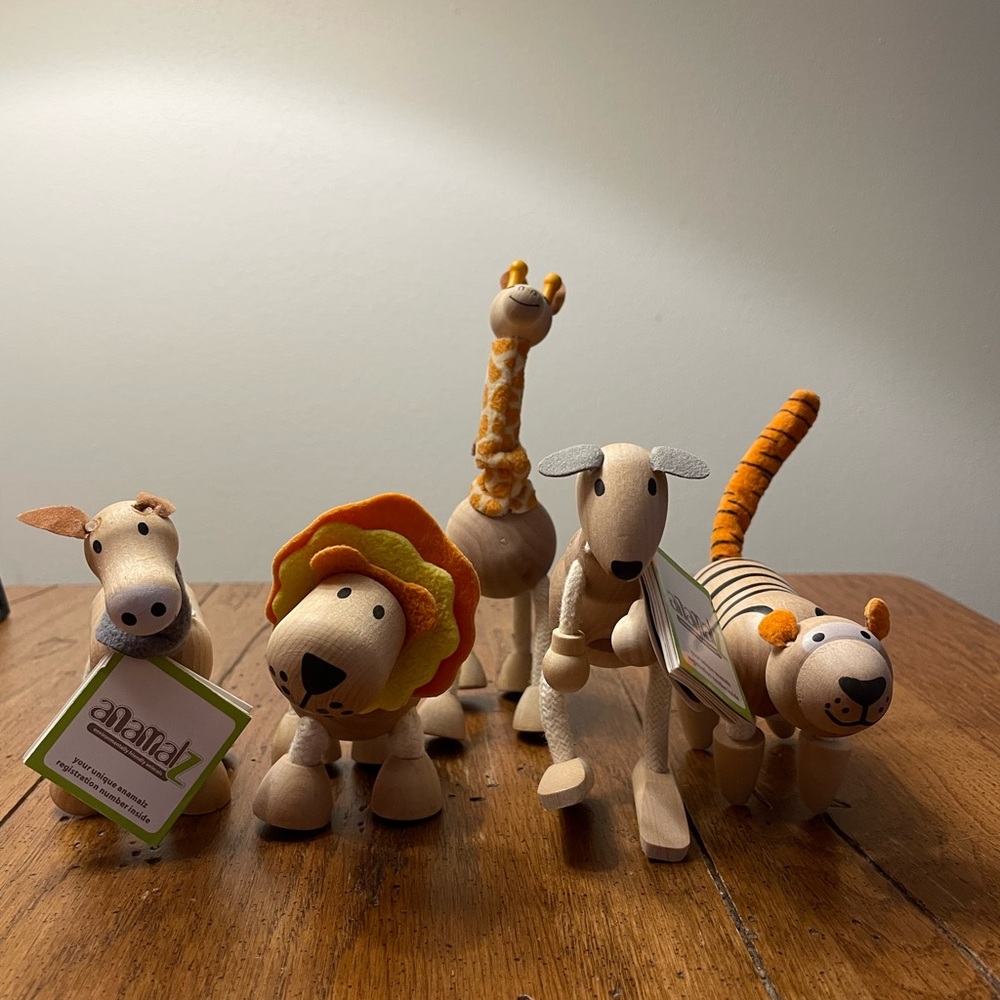 Animalz Zoo/Farm Wood Animals 2 NWT Others Not used.